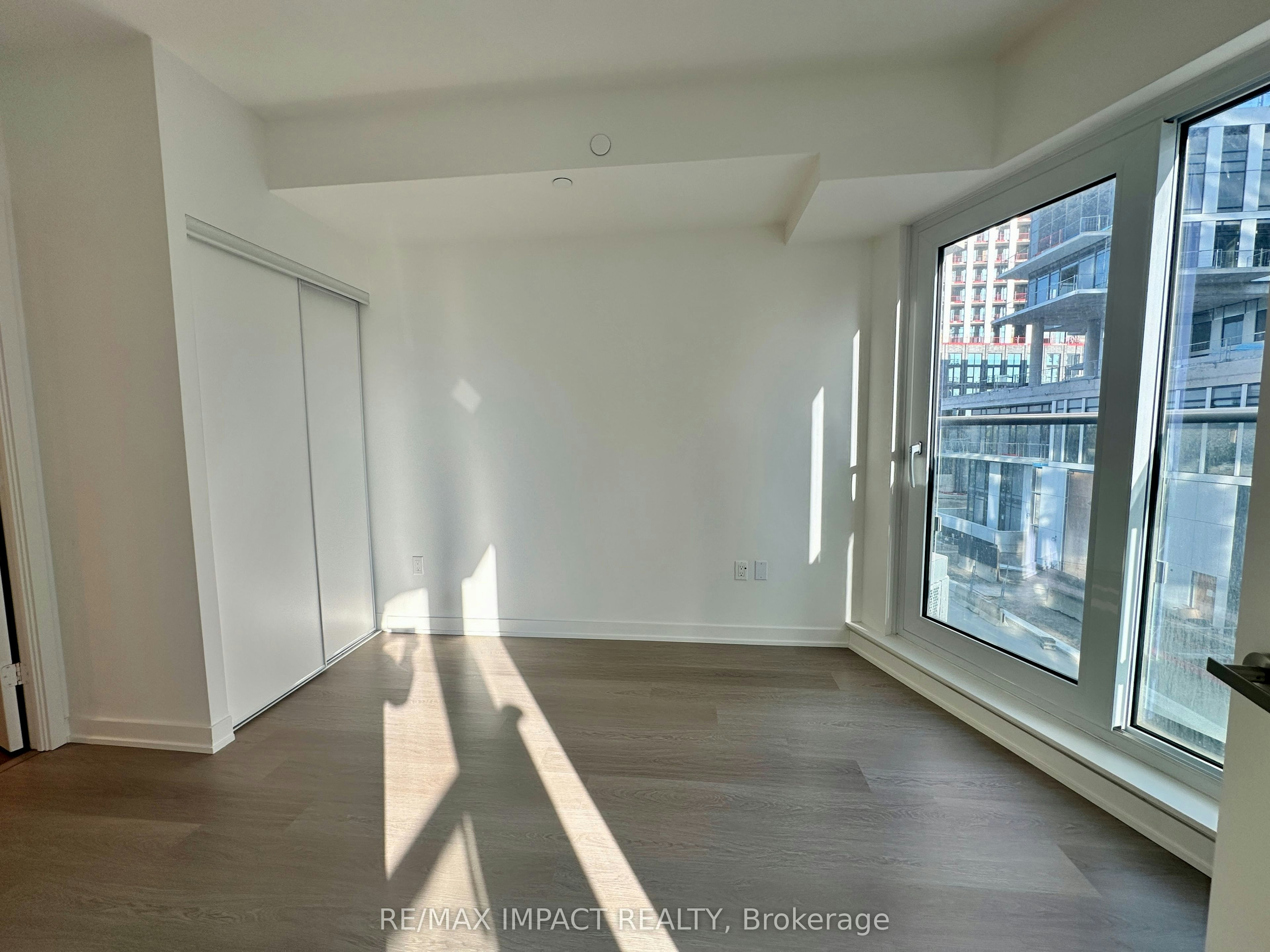 448 Burnhamthorpe Road W, Mississauga, ON, L5B 0R4 - 23