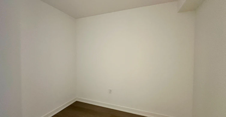 448 Burnhamthorpe Road W, Mississauga, ON, L5B 0R4 - 10