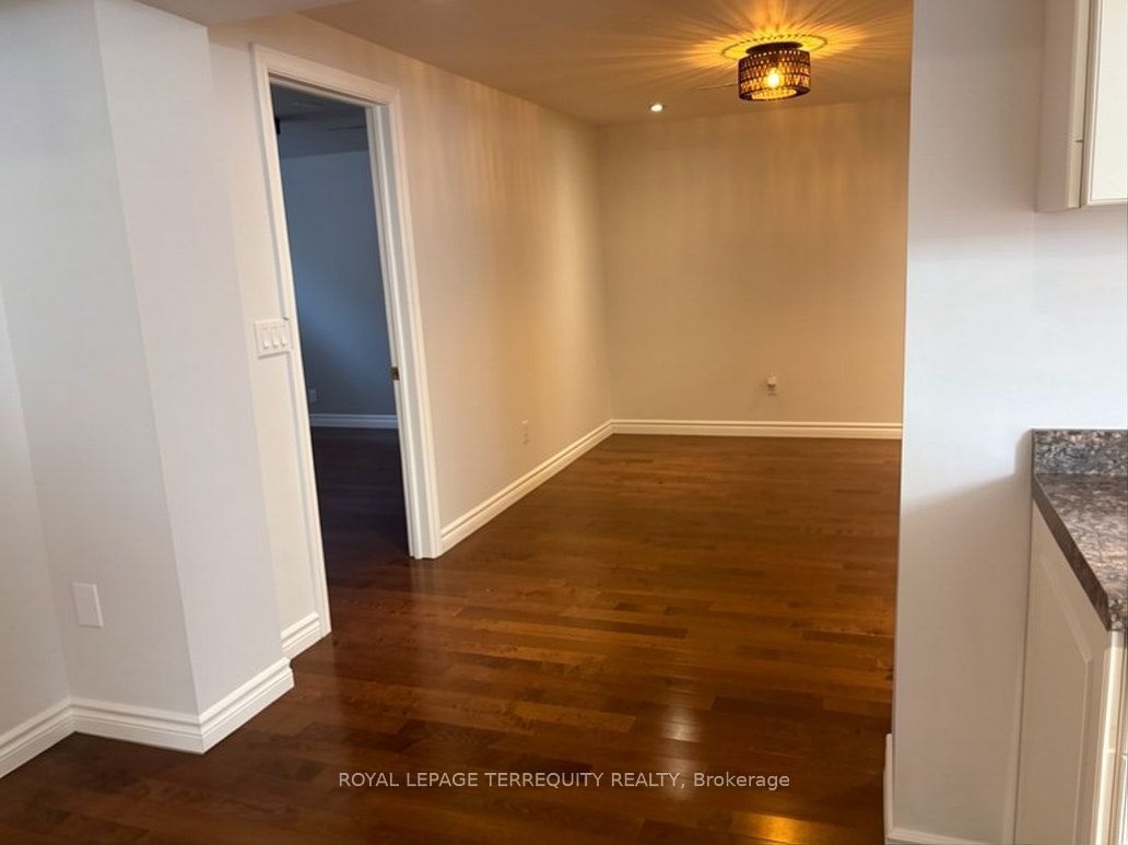 Lower-896 Fourth Street, Mississauga, ON, L5E 1J6 - 3