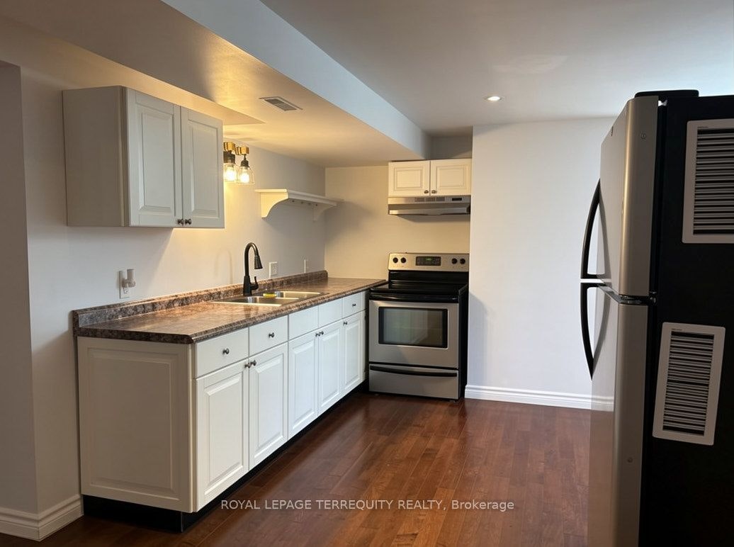 Lower-896 Fourth Street, Mississauga, ON, L5E 1J6 - 6