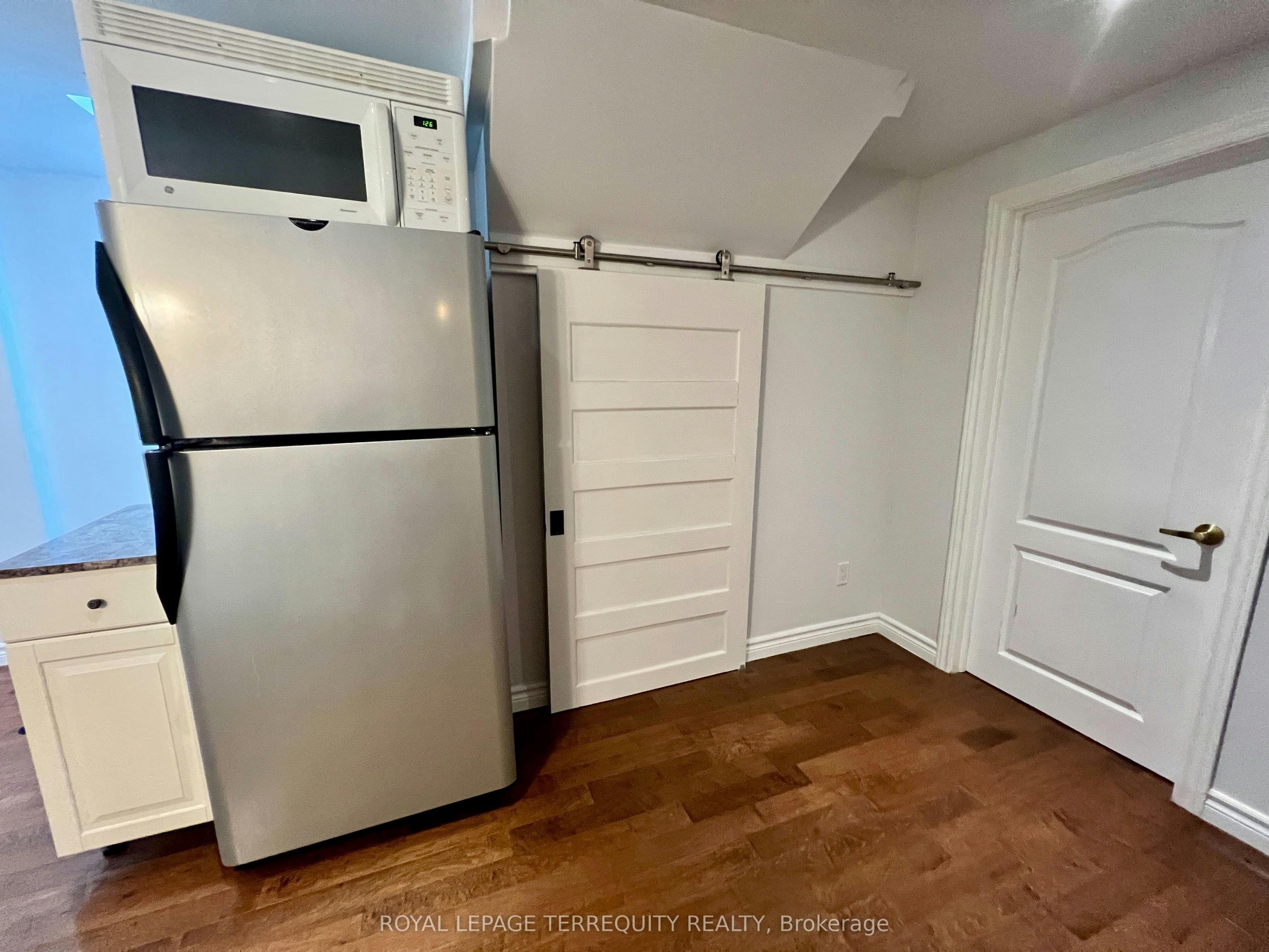 Lower-896 Fourth Street, Mississauga, ON, L5E 1J6 - 13