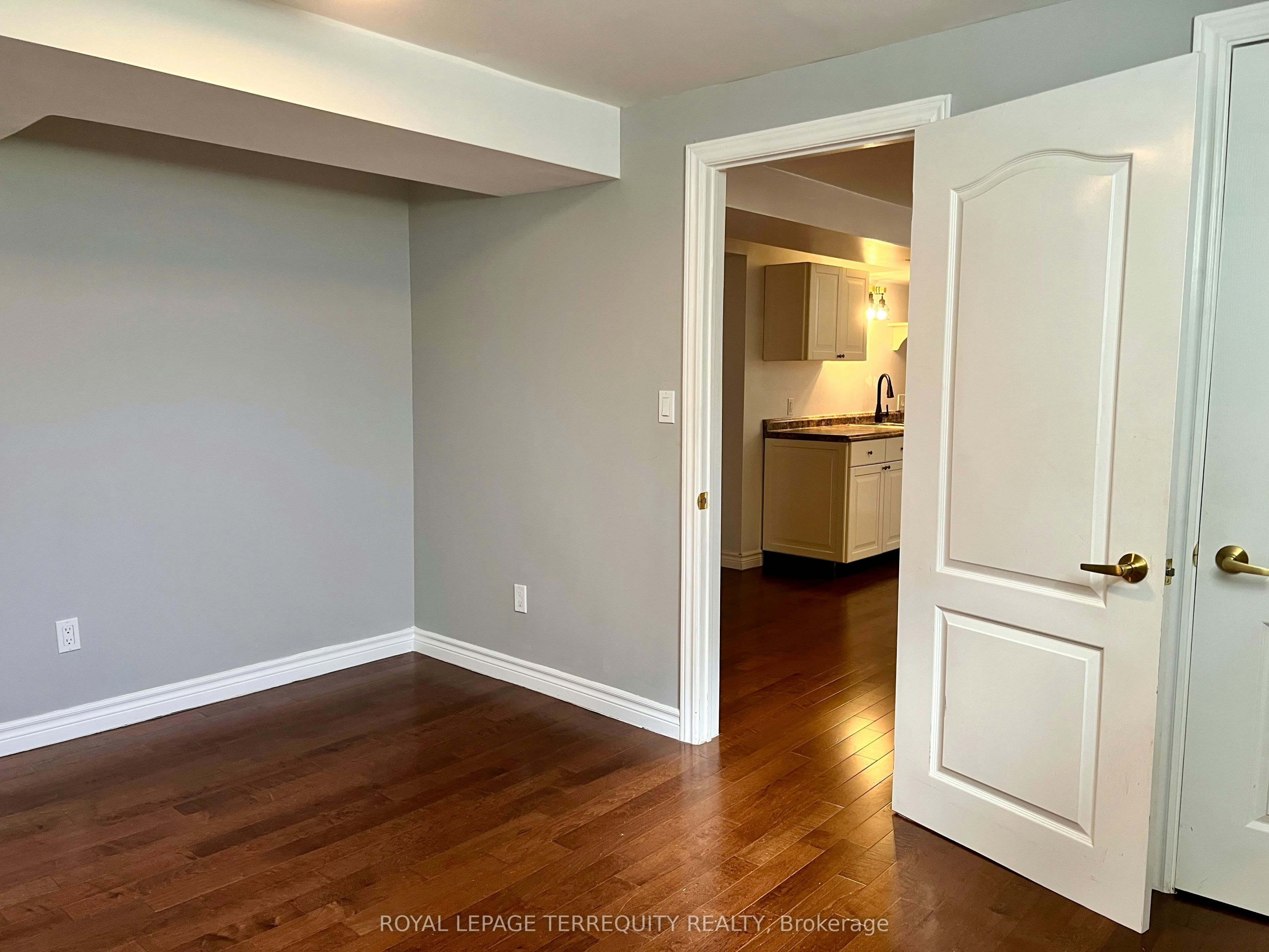 Lower-896 Fourth Street, Mississauga, ON, L5E 1J6 - 31