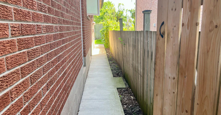 Lower-896 Fourth Street, Mississauga, ON, L5E 1J6 - 4