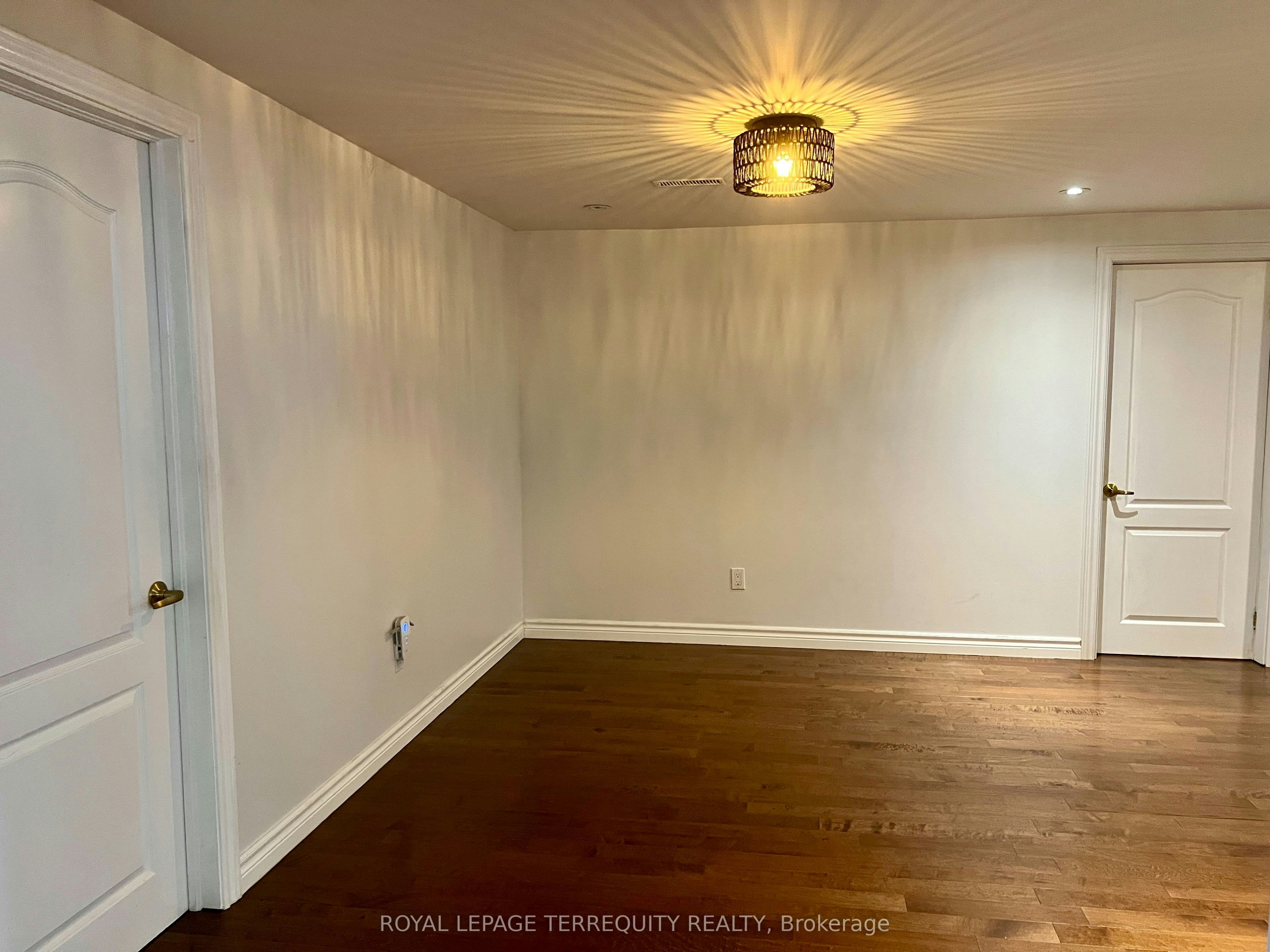 Lower-896 Fourth Street, Mississauga, ON, L5E 1J6 - 22