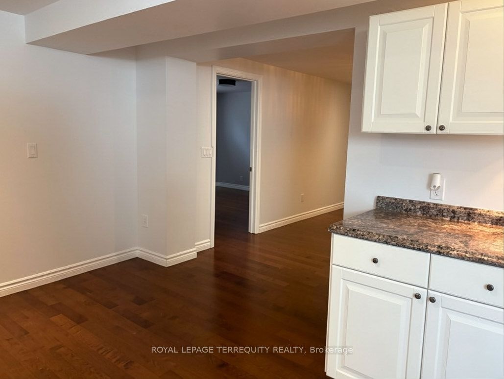 Lower-896 Fourth Street, Mississauga, ON, L5E 1J6 - 7