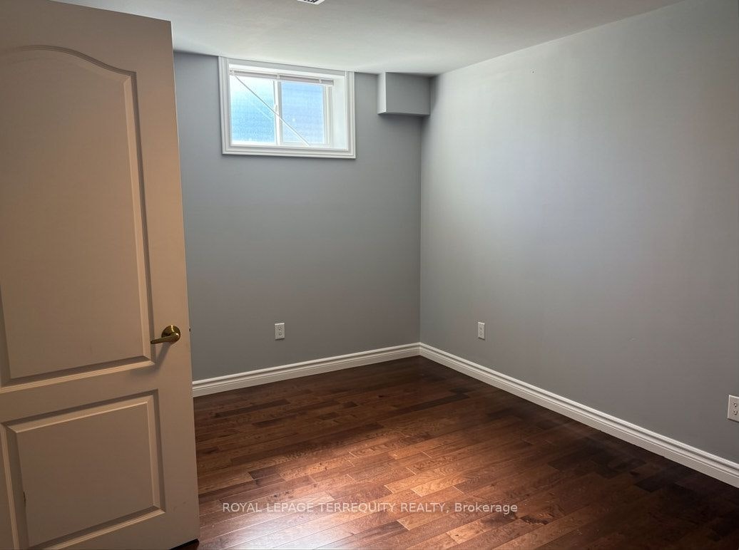 Lower-896 Fourth Street, Mississauga, ON, L5E 1J6 - 10
