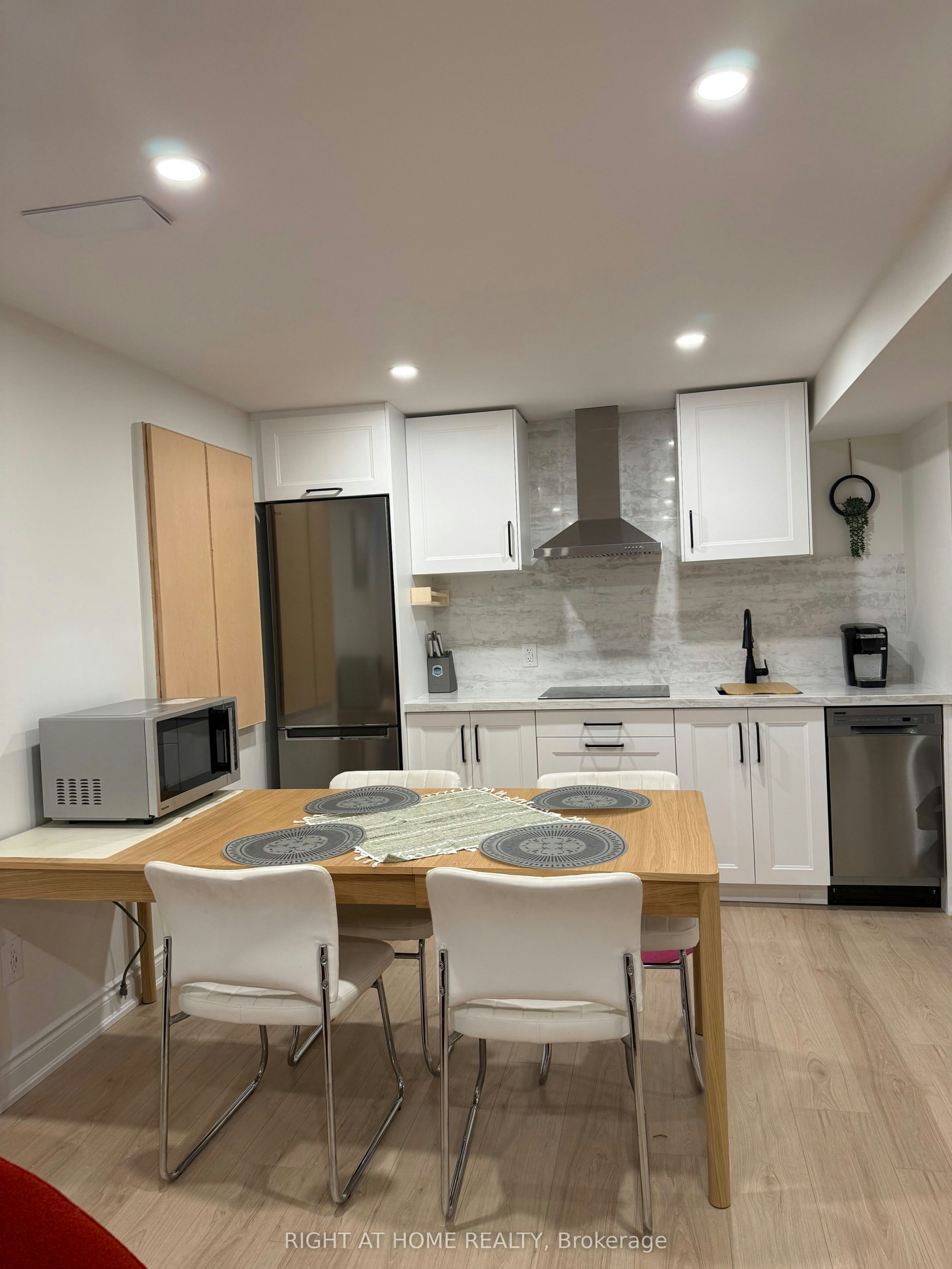 Bsmnt-5293 Mcfarren Boulevard, Mississauga, ON, L5M 6C2 - 2