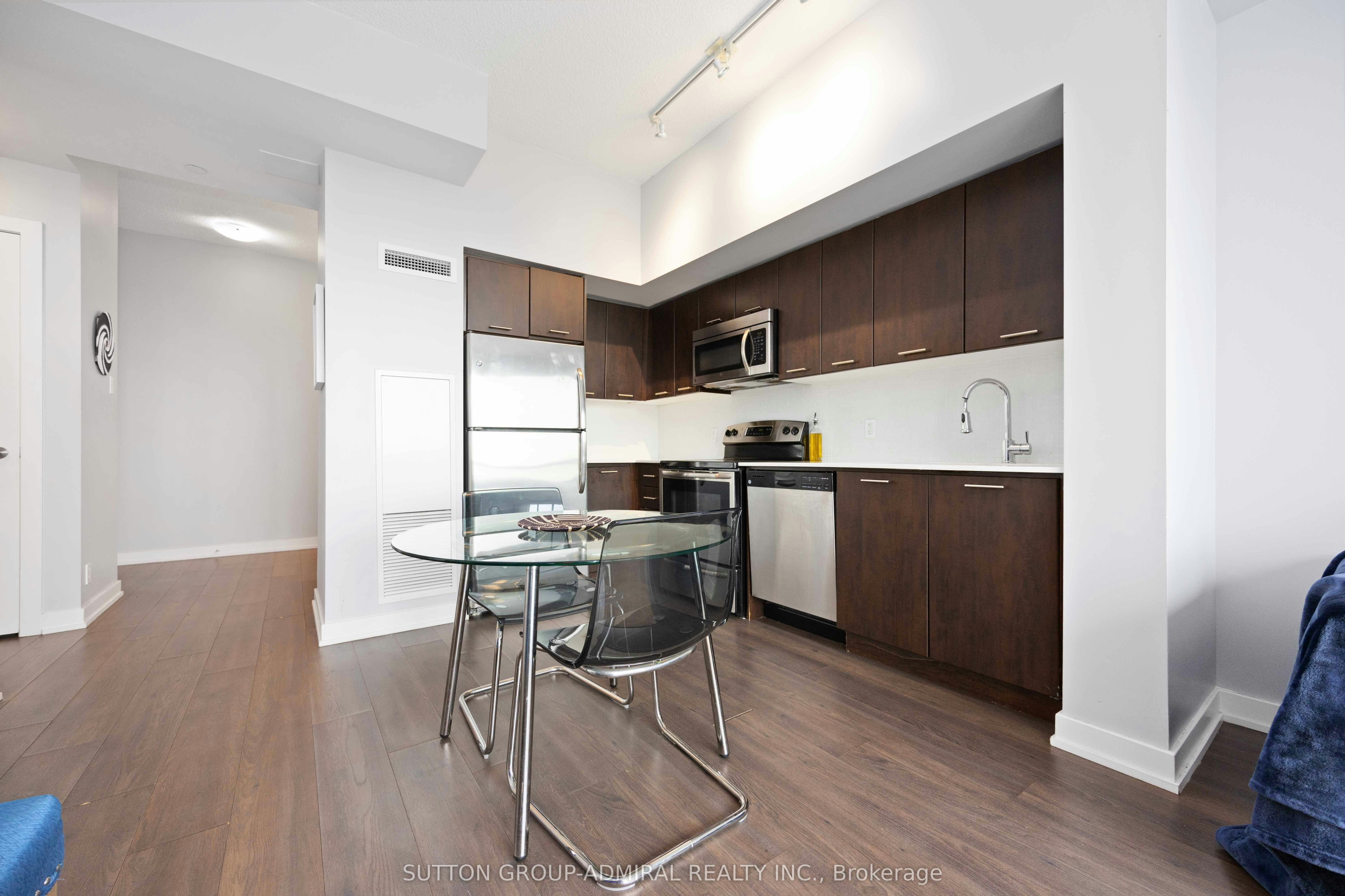 2806-2220 Lake Shore Boulevard W, Toronto, ON, M8V 0C1 - 12