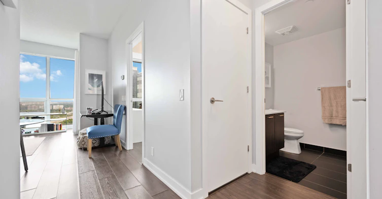 2806-2220 Lake Shore Boulevard W, Toronto, ON, M8V 0C1 - 8