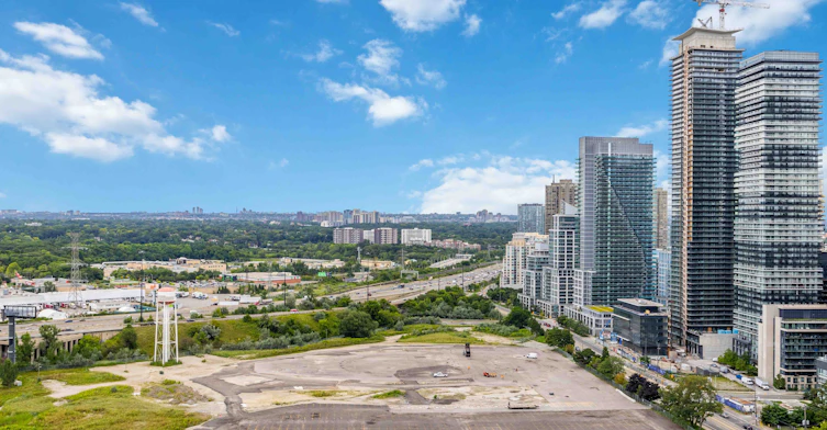 2806-2220 Lake Shore Boulevard W, Toronto, ON, M8V 0C1 - 32
