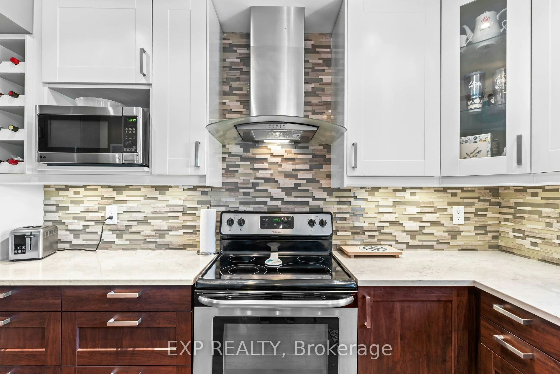 6192 Duford Drive, Mississauga, ON, L5V 1A5