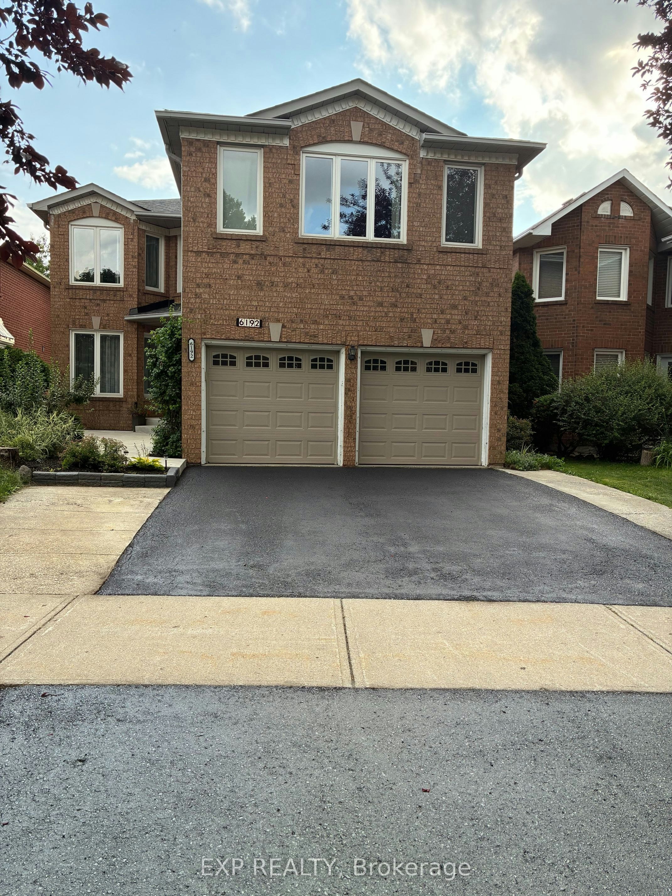6192 Duford Drive, Mississauga, ON, L5V 1A5