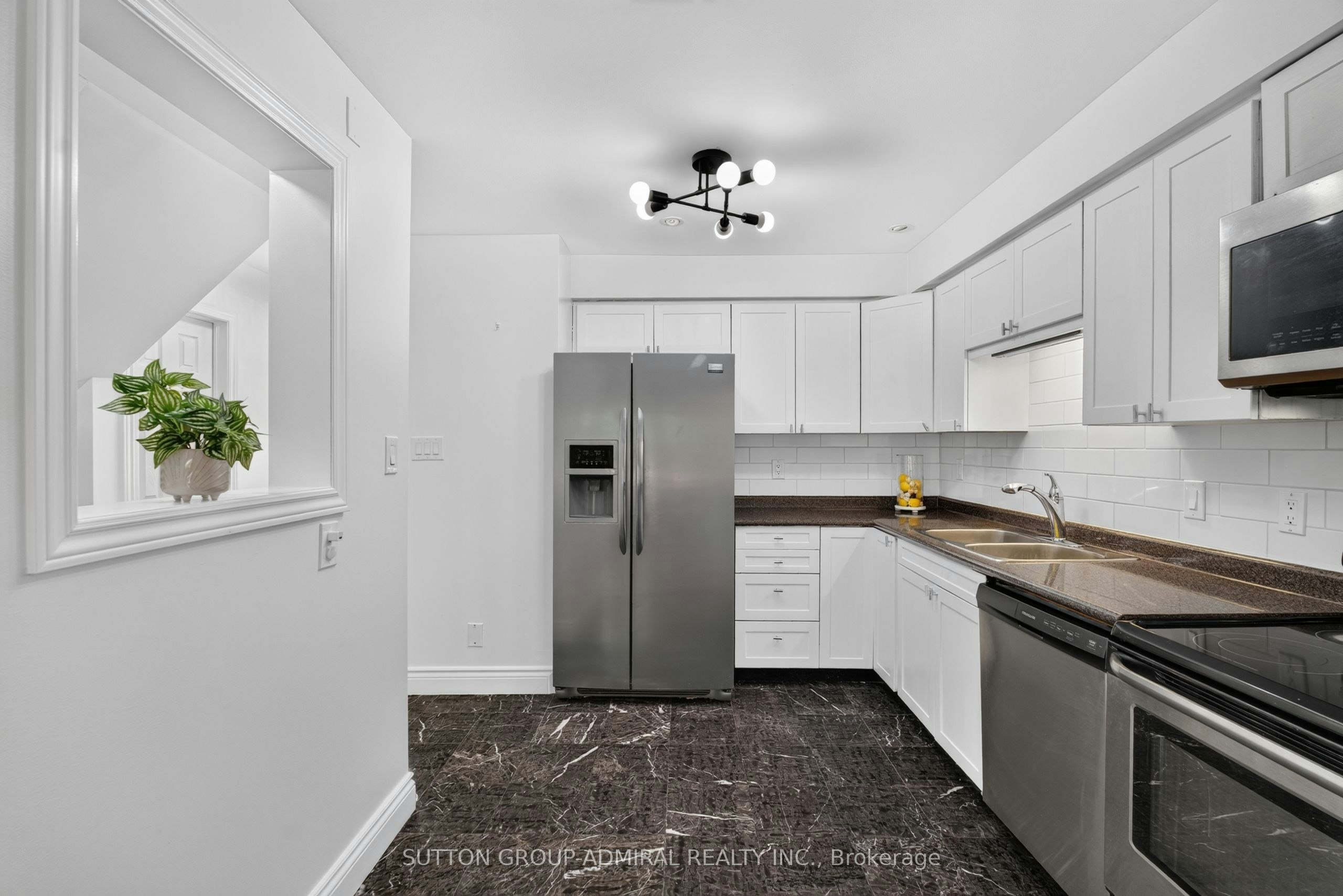 14 Mullis Crescent, Brampton, ON, L6Y 4T3 - 13