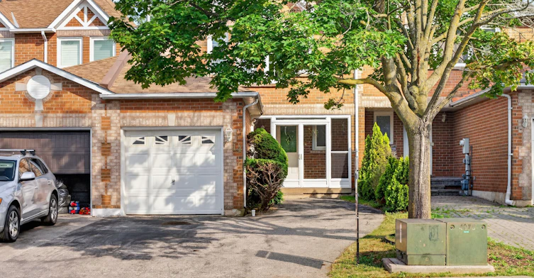 14 Mullis Crescent, Brampton, ON, L6Y 4T3 - 2