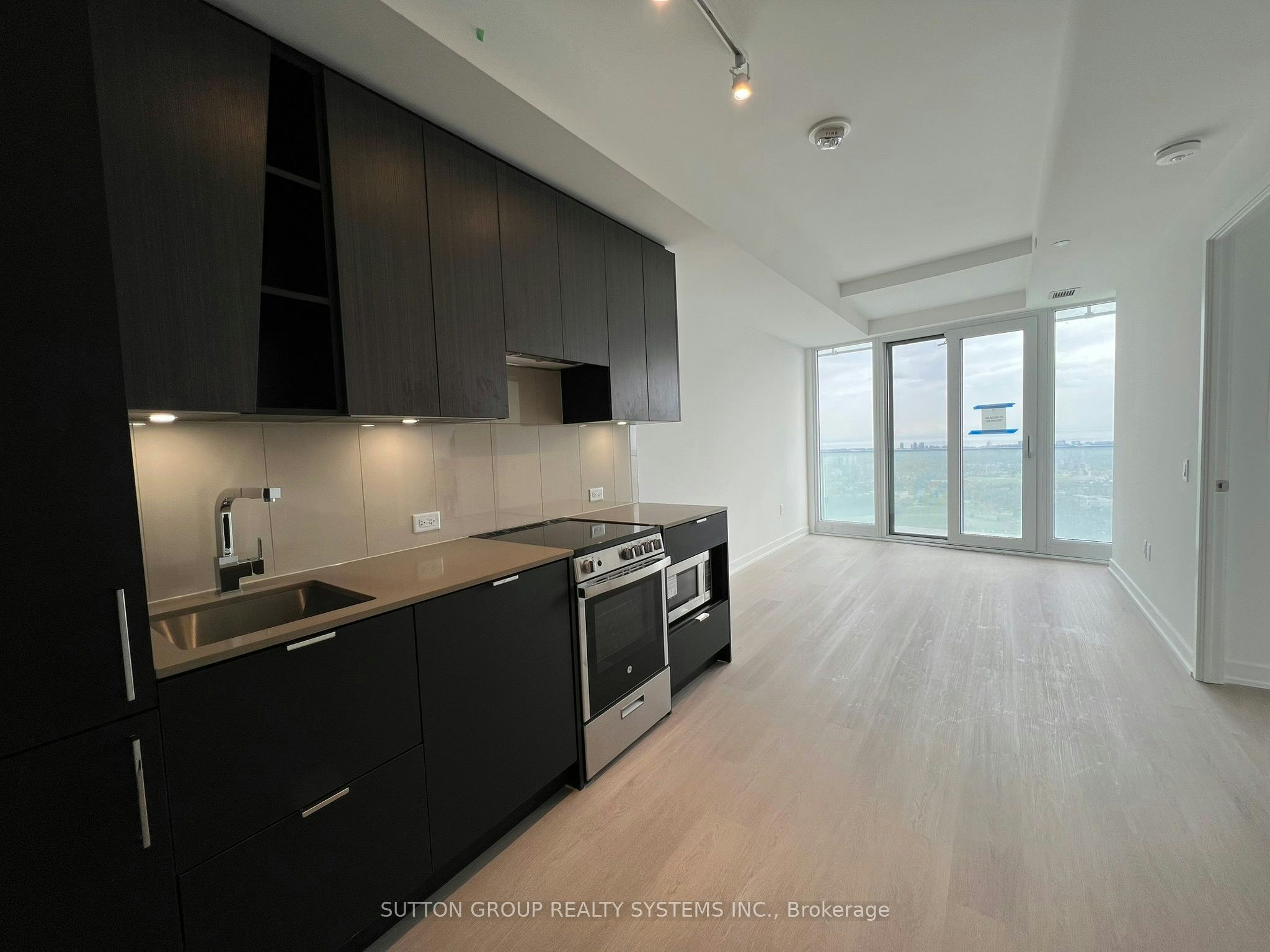 3405-3883 Quartz Road, Mississauga, ON, L5B 4M6 - 3