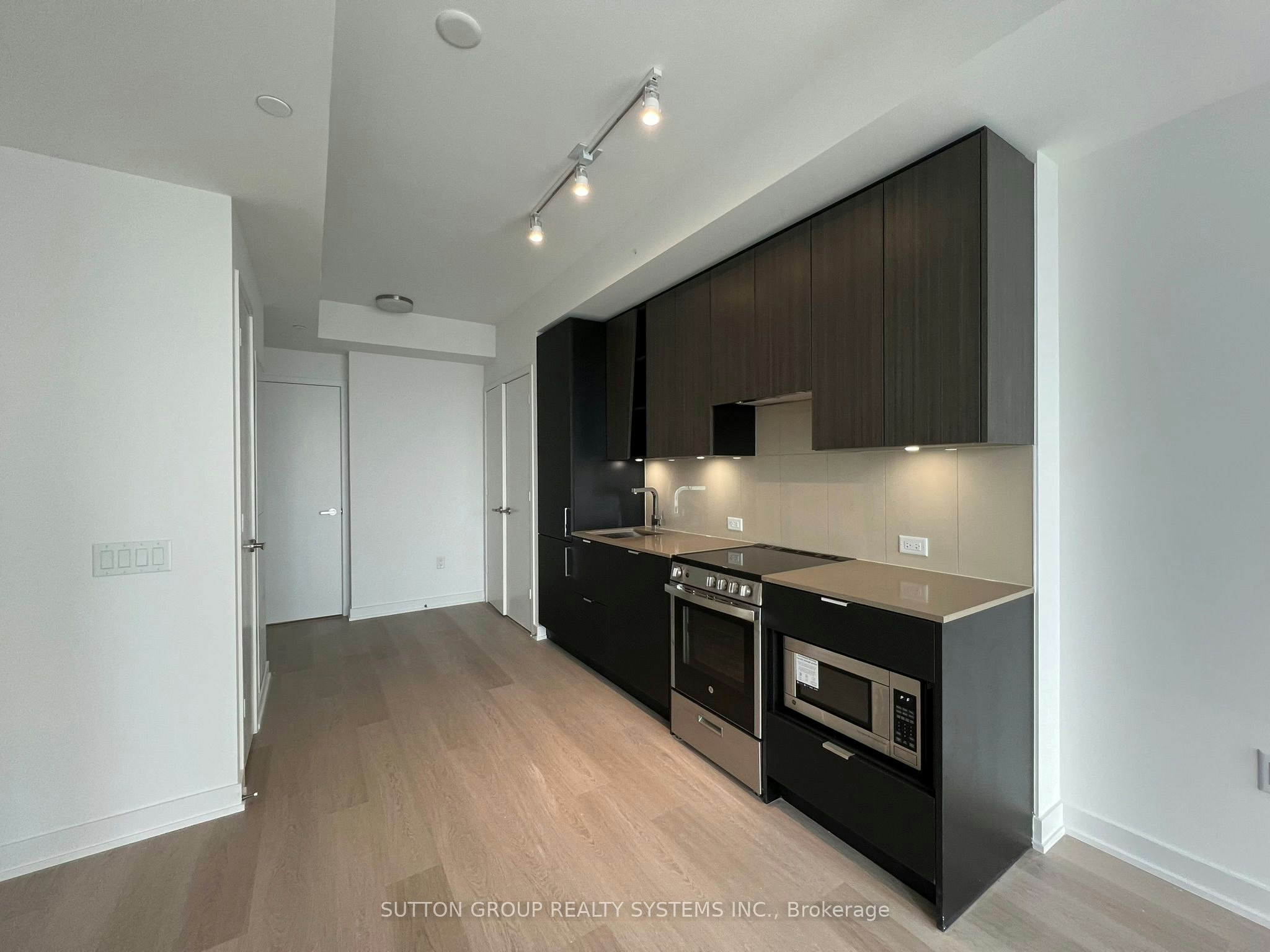 3405-3883 Quartz Road, Mississauga, ON, L5B 4M6 - 7