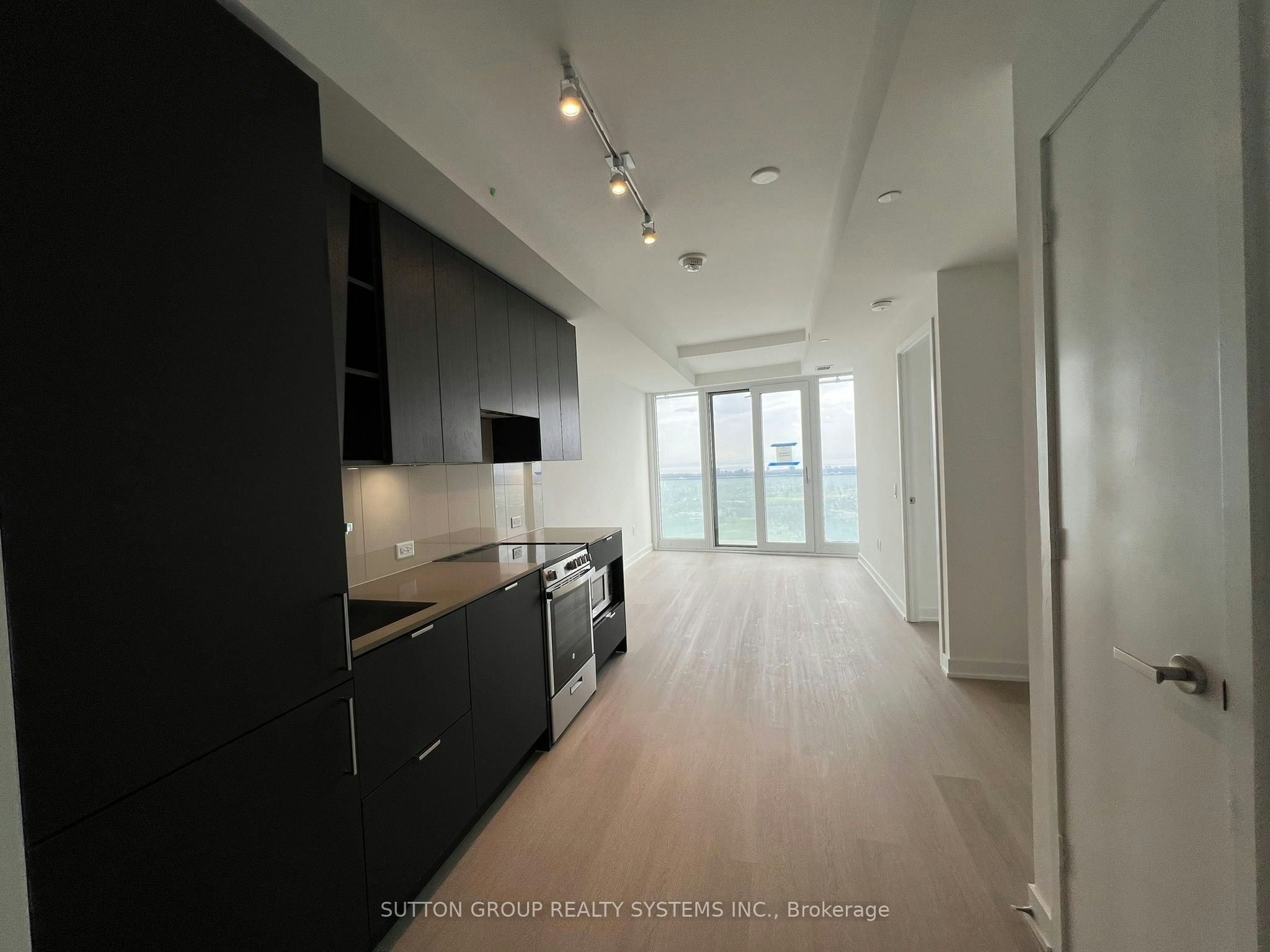 3405-3883 Quartz Road, Mississauga, ON, L5B 4M6 - 2