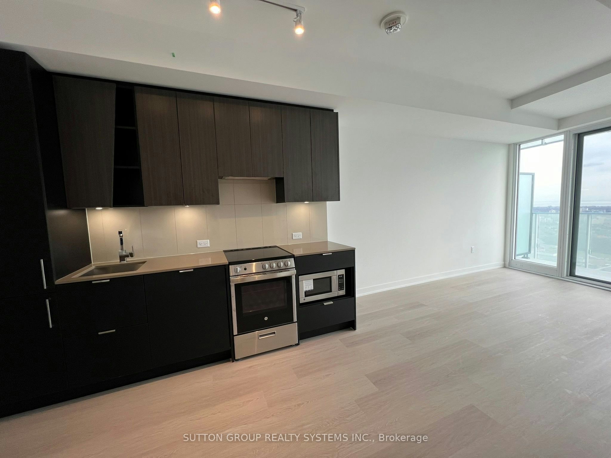 3405-3883 Quartz Road, Mississauga, ON, L5B 4M6 - 4