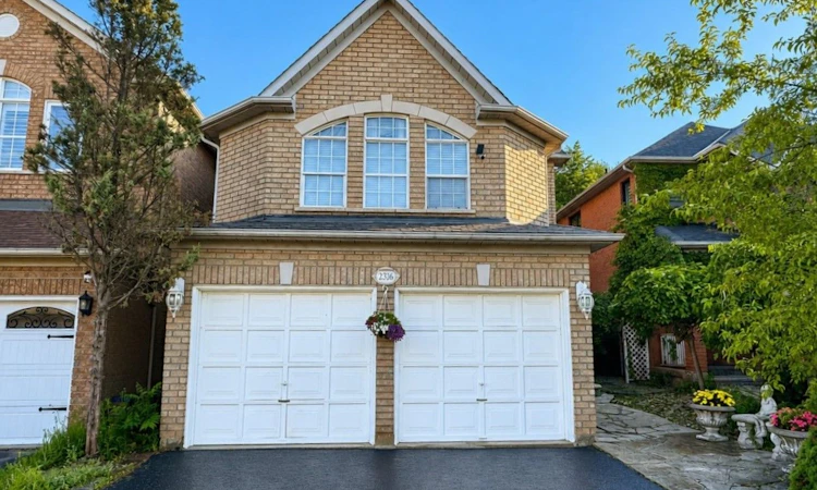 2326 Yorktown Circle