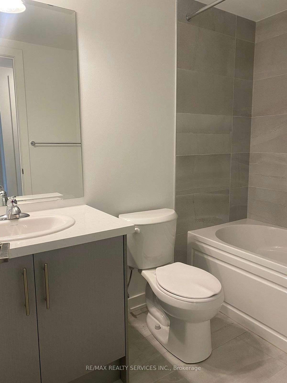 5-5 Romily Avenue, Brampton, ON, L7A 5L8 - 9