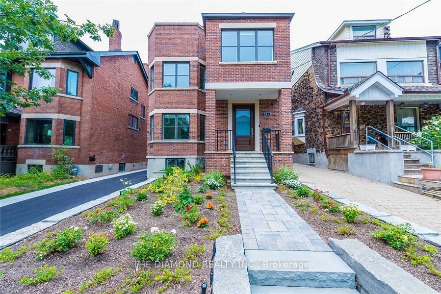 188 Westminster Avenue, Toronto, ON, M6R 1P1 - 2