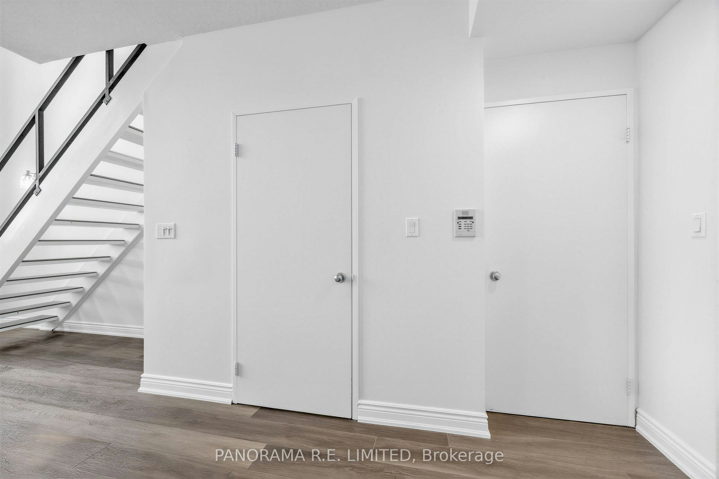 122-200 Manitoba Street, Toronto, ON, M8Y 3Y9 - 8