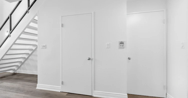 122-200 Manitoba Street, Toronto, ON, M8Y 3Y9 - 8