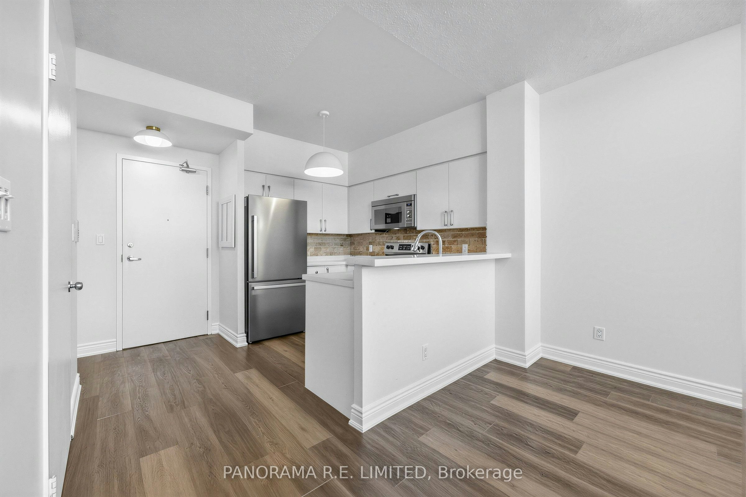 122-200 Manitoba Street, Toronto, ON, M8Y 3Y9 - 6