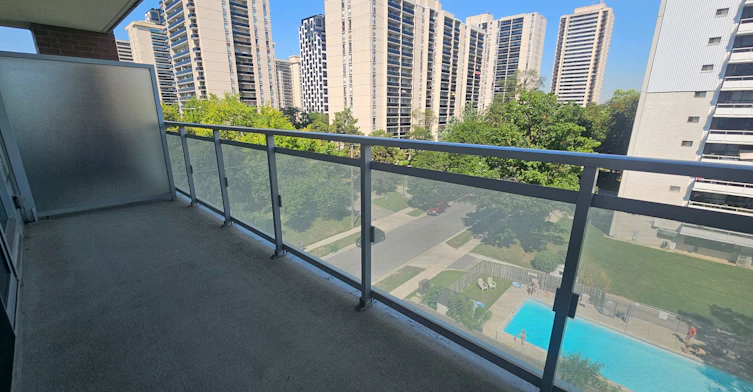 636-1830 Bloor Street W, Toronto, ON, M6P 3K6 - 12