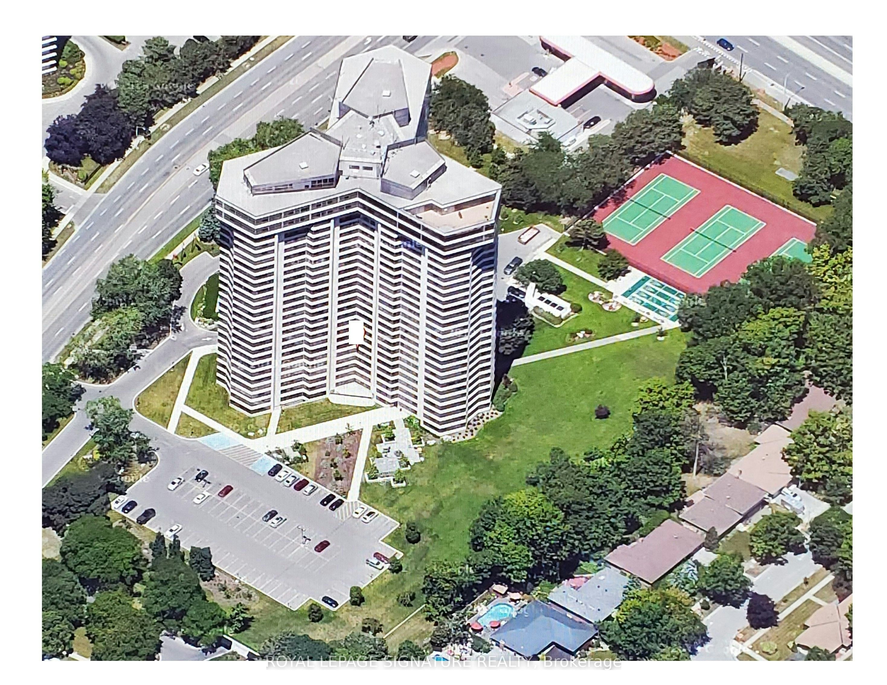 306-1300 Bloor Street, Mississauga, ON, L4Y 3Z2