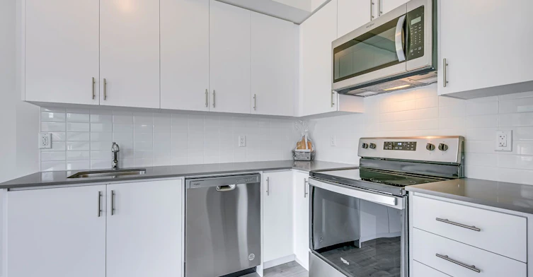 14-3538 Colonial Drive, Mississauga, ON, L5L 5R9 - 8