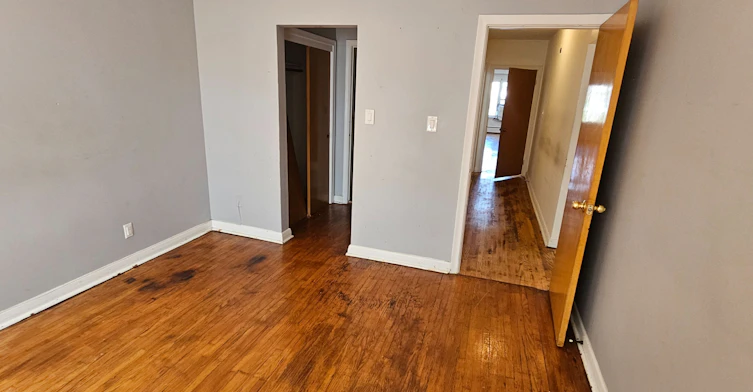 7 Elway Court, Toronto, ON, M6B 2N7 - 8