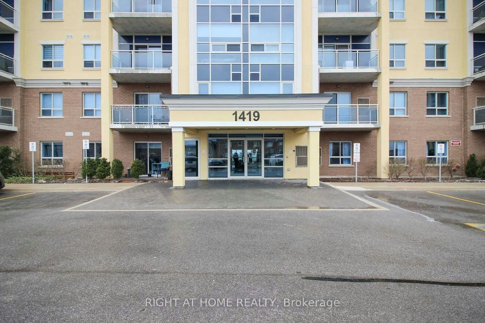 308-1419 Costigan Road, Milton, ON, L9T 2L4