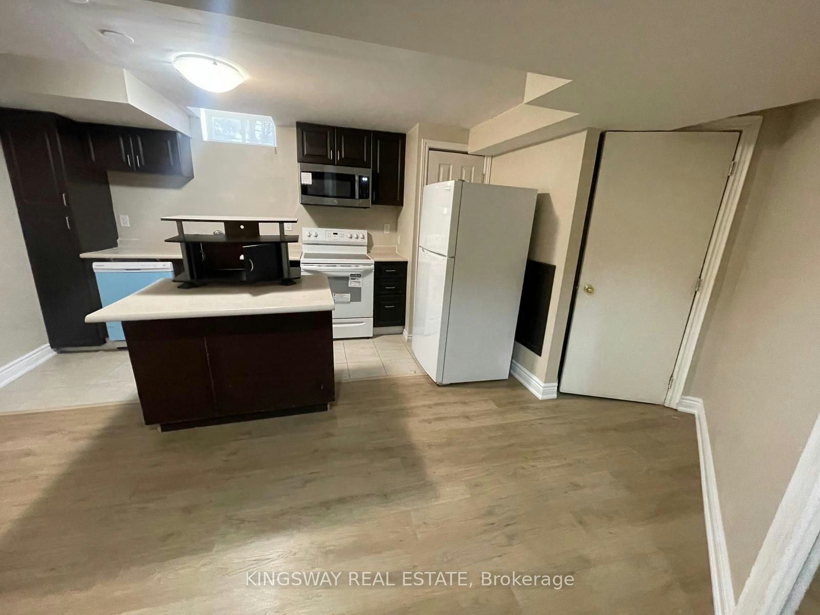 BASEMENT-3194 World Series Court, Mississauga, ON, L5N 7N8 - 11