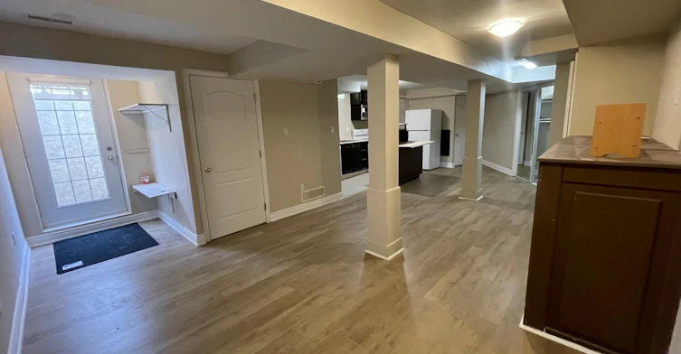 BASEMENT-3194 World Series Court, Mississauga, ON, L5N 7N8 - 10