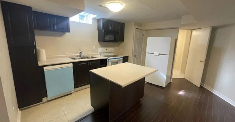 BASEMENT-3194 World Series Court, Mississauga, ON, L5N 7N8 - 9