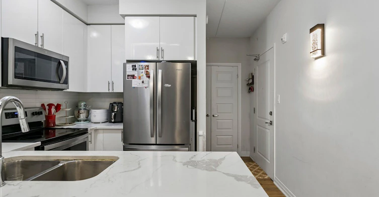 102-610 Farmstead Drive, Milton, ON, L9T 8X5 - 14
