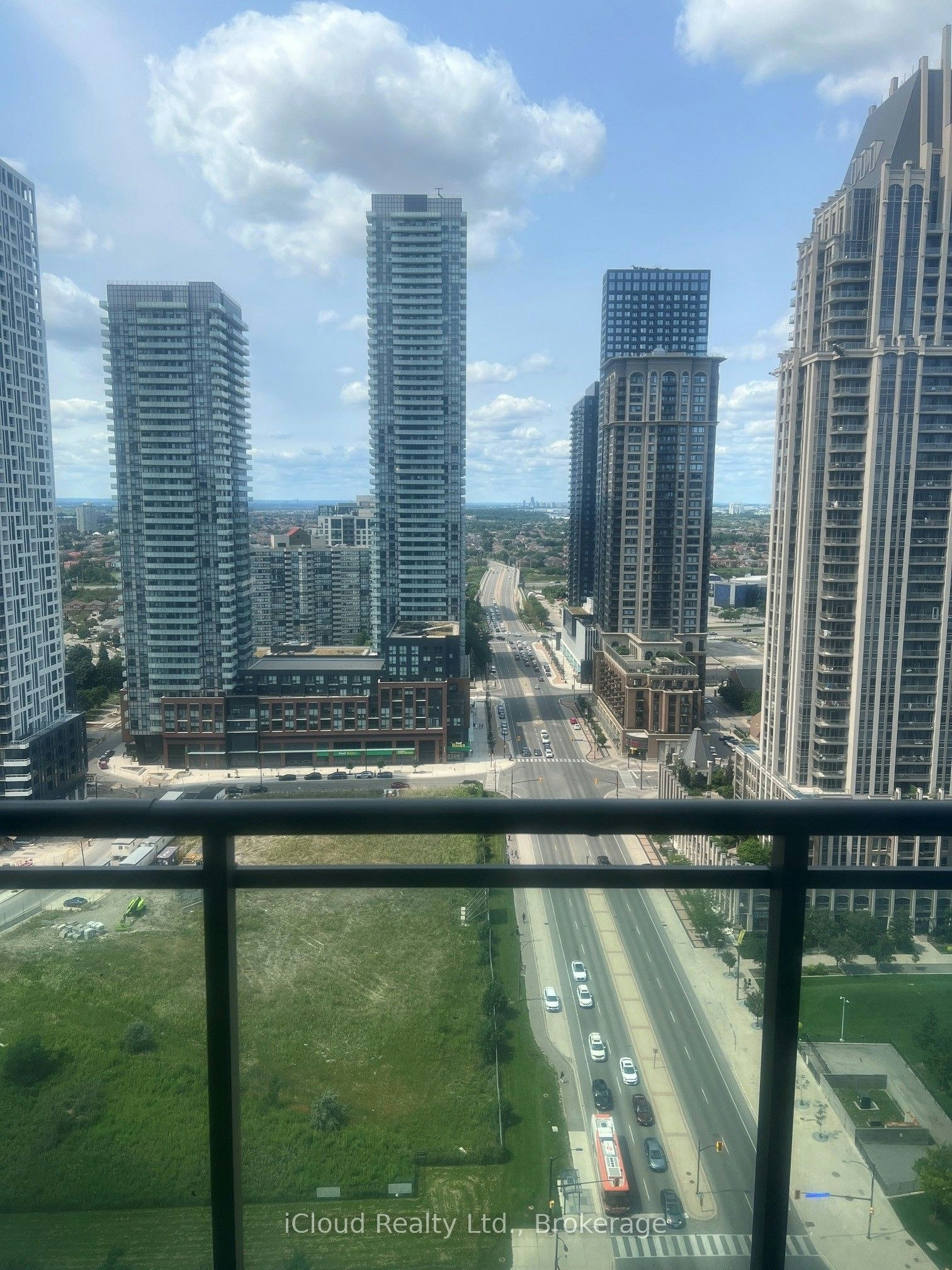 2409-4070 Confederation Parkway, Mississauga, ON, L5B 0E9 - 11