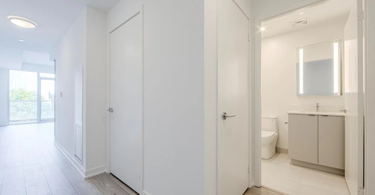 303-285 Dufferin Street, Toronto, ON, M6K 1Z7 - 5