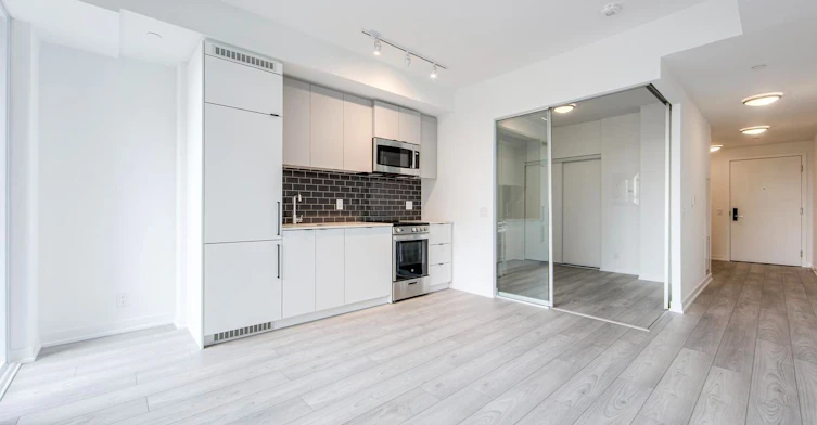 303-285 Dufferin Street, Toronto, ON, M6K 1Z7 - 12