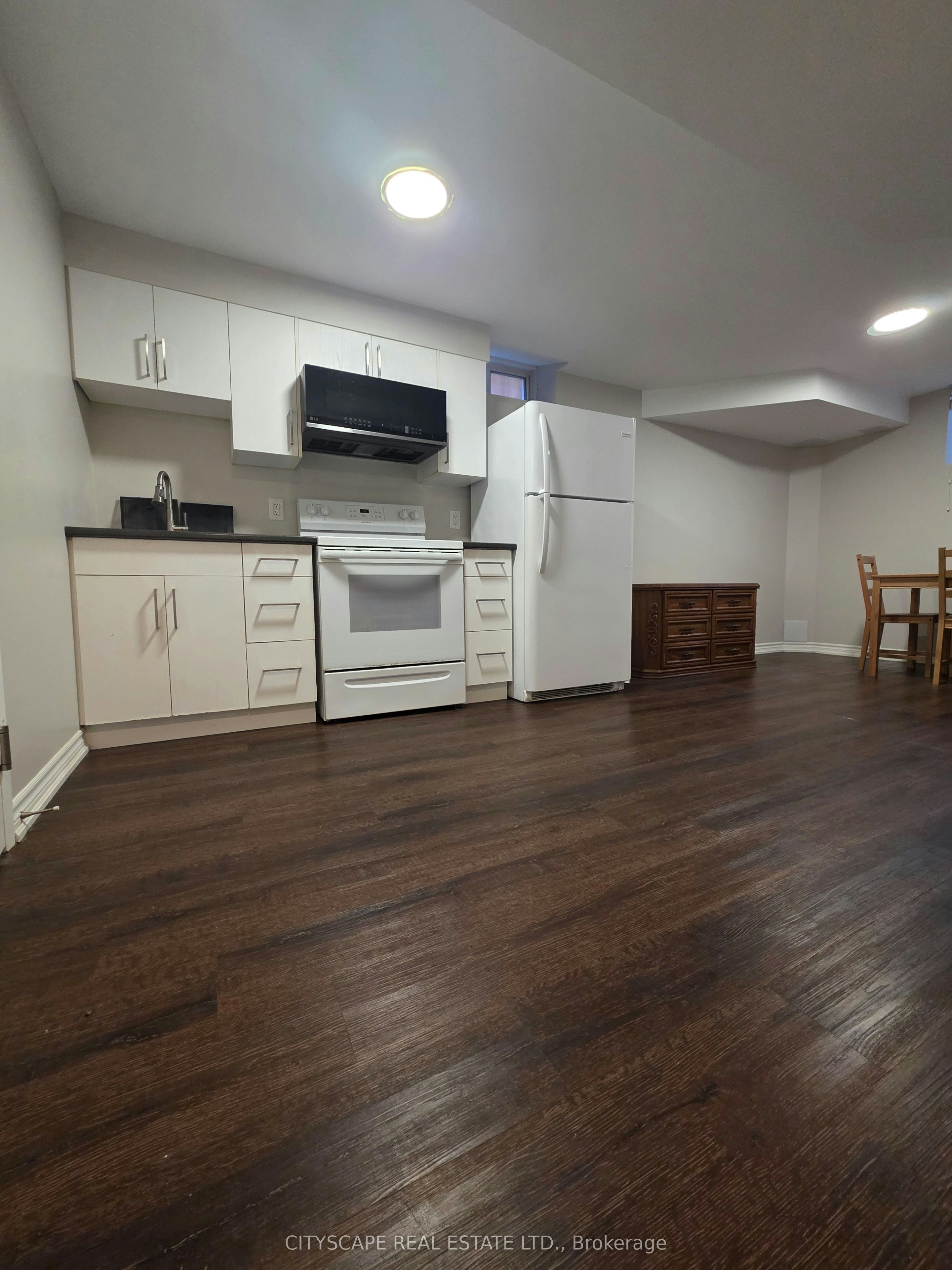 Bsmt-1209 Sandpiper Road, Oakville, ON, L6M 3S3