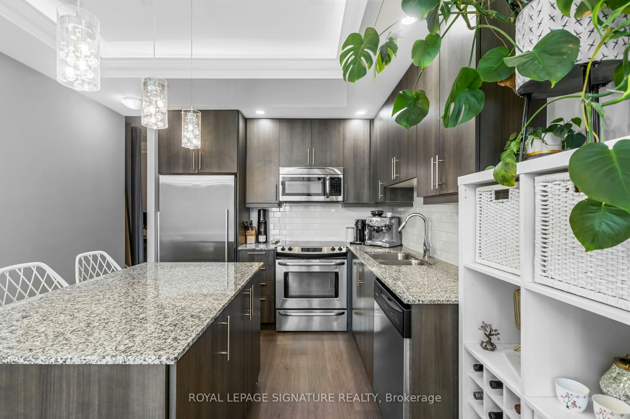 1203-35 Fontenay Court, Toronto, ON, M9A 0E2 - 2