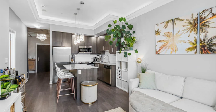 1203-35 Fontenay Court, Toronto, ON, M9A 0E2 - 3