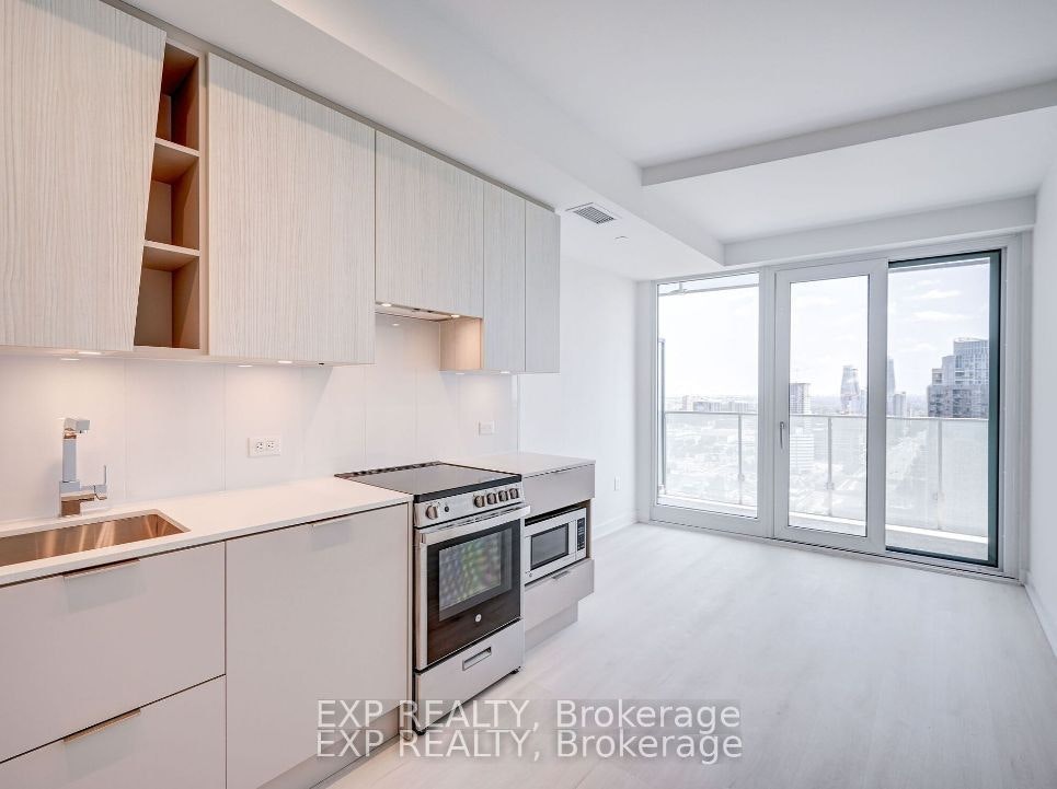 2612-3900 Confederation Parkway, Mississauga, ON, L5B 0M3 - 5
