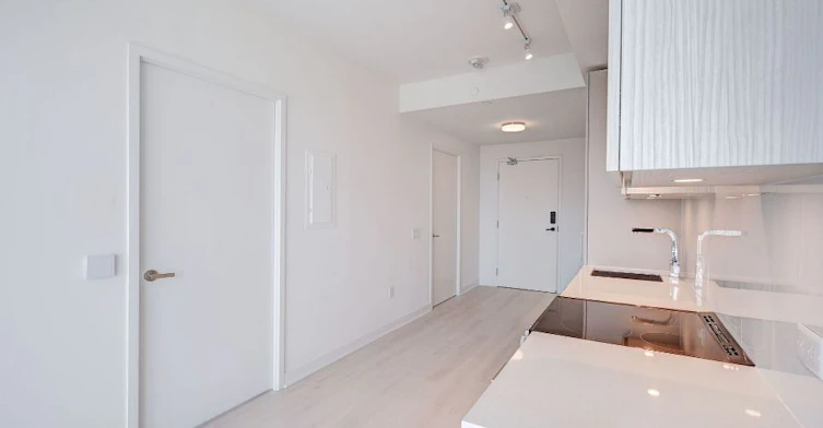 2612-3900 Confederation Parkway, Mississauga, ON, L5B 0M3 - 9