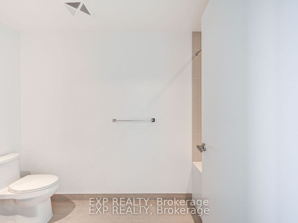2612-3900 Confederation Parkway, Mississauga, ON, L5B 0M3 - 21