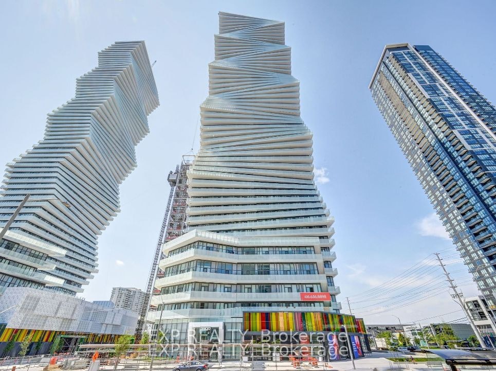2612-3900 Confederation Parkway, Mississauga, ON, L5B 0M3