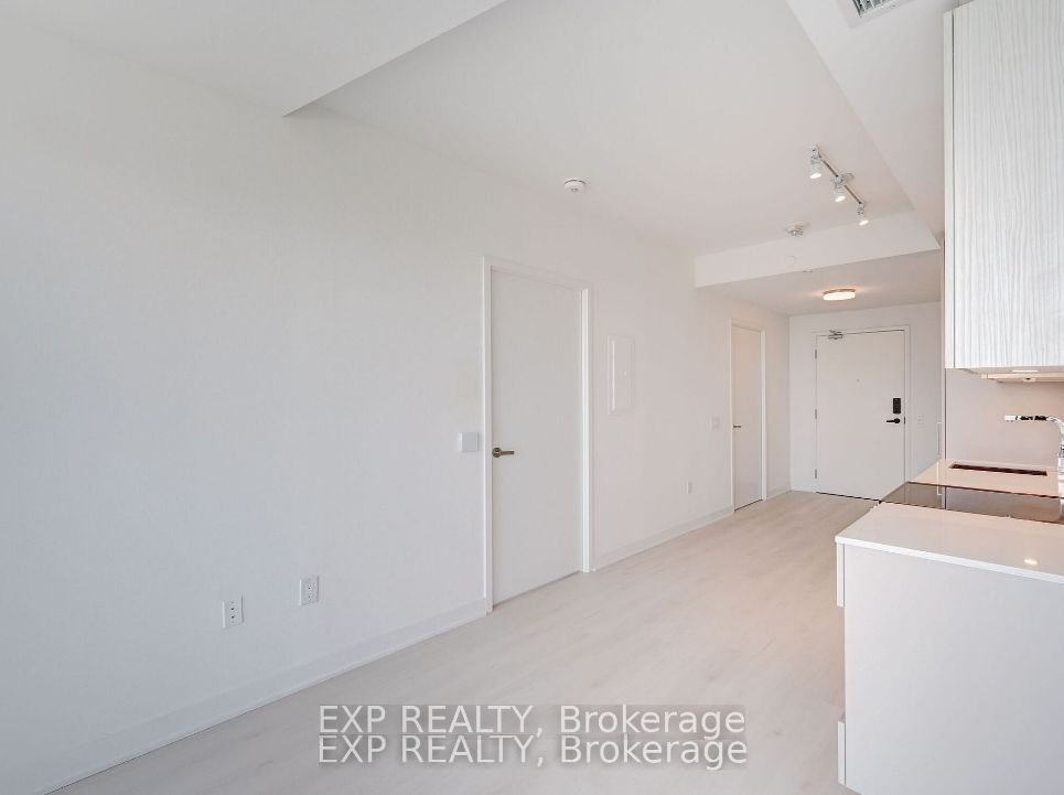 2612-3900 Confederation Parkway, Mississauga, ON, L5B 0M3 - 11