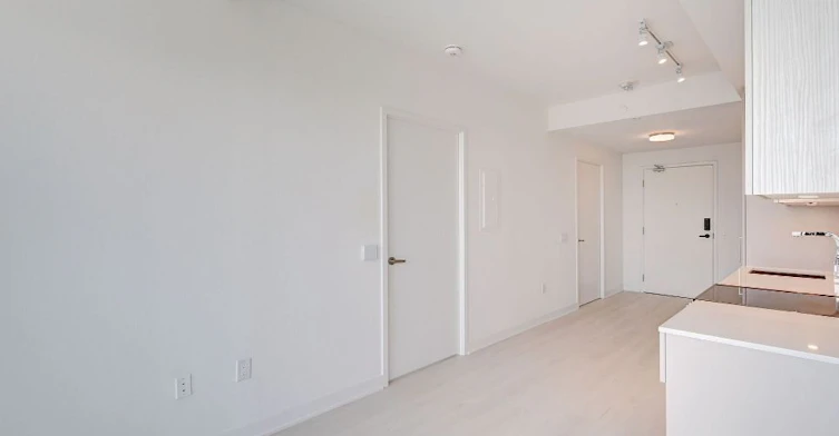 2612-3900 Confederation Parkway, Mississauga, ON, L5B 0M3 - 11