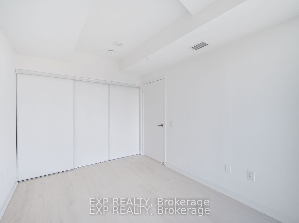 2612-3900 Confederation Parkway, Mississauga, ON, L5B 0M3 - 13